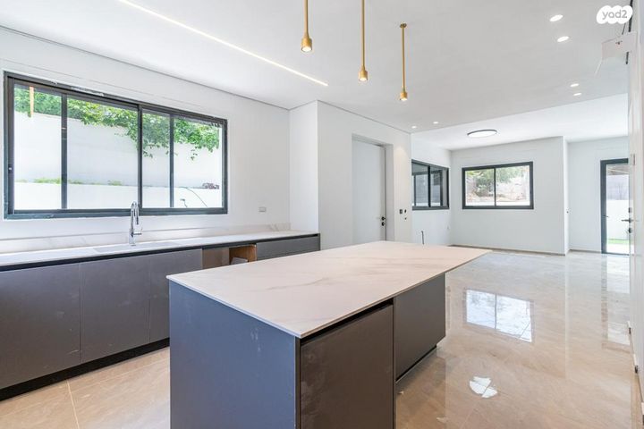 בית פרטי/ קוטג', האלה, המושבה, בנימינה גבעת עדה