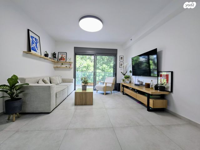 דירה, גאולה, קרית שרת, רעננה