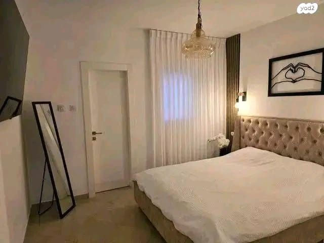 דירה, גלעדי אהרון, קרית אילון, חולון