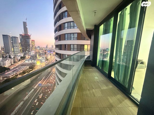 דירה, דרך מנחם בגין 158, תל אביב יפו