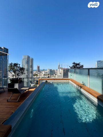 גג/ פנטהאוז, הארבעה 32, גני שרונה, קרית הממשלה, תל אביב יפו