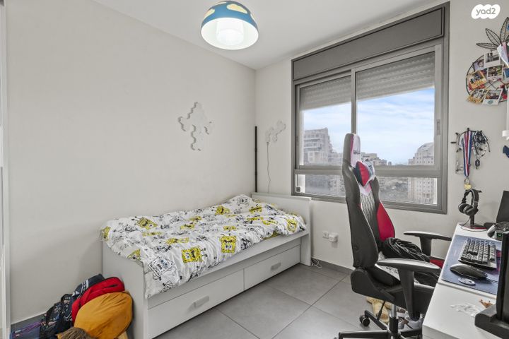 דירה, נעמי שמר, קרית אילון, חולון