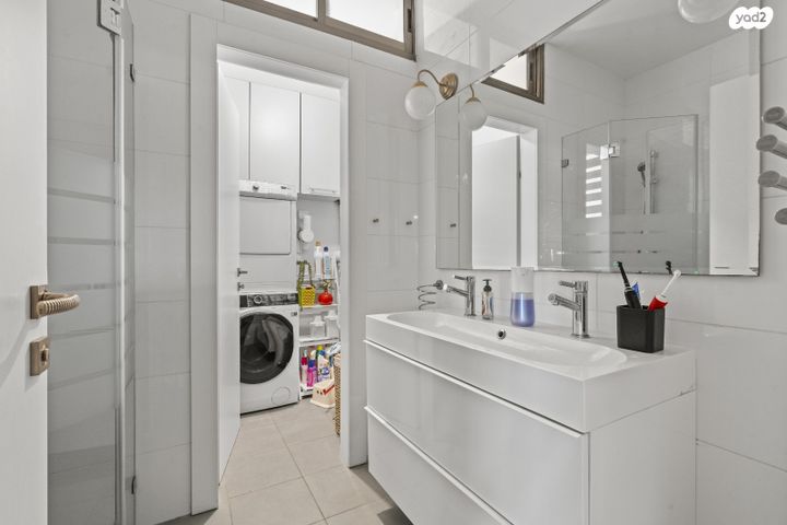 דירה, נעמי שמר, קרית אילון, חולון