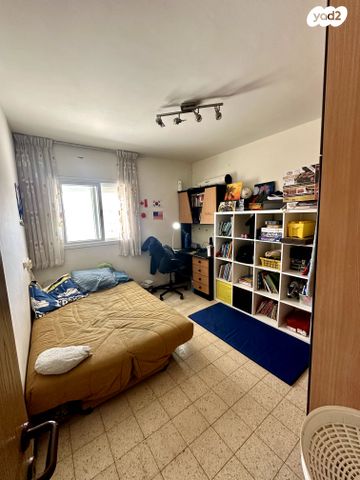 דירה, שדרות מלכי ישראל 137, הקוממיות, קרית גת