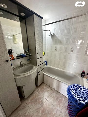 דירה, שדרות מלכי ישראל 137, הקוממיות, קרית גת