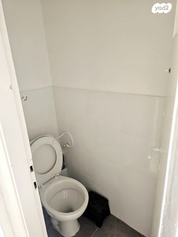 דירה, שדרות בר אילן, דרום מערב ותיק, בת ים