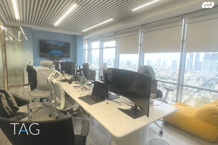 משרדים, דרך מנחם בגין 7, בורסה, רמת גן