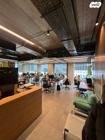 משרדים, יצחק שדה, מונטיפיורי, הרכבת, תל אביב יפו