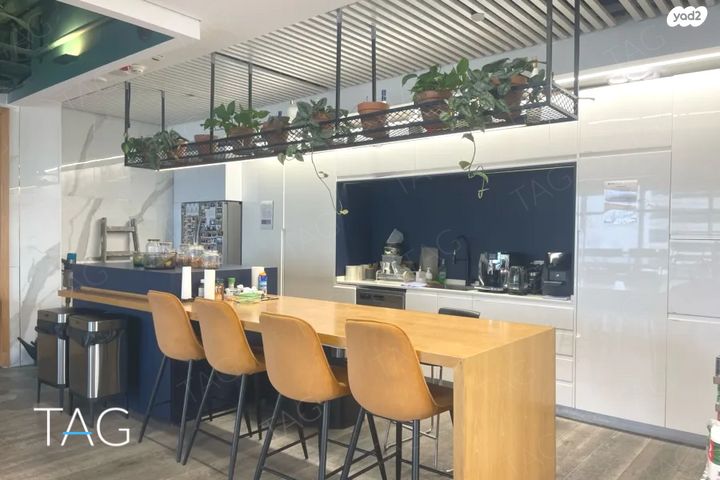 משרדים, דרך מנחם בגין 7, בורסה, רמת גן