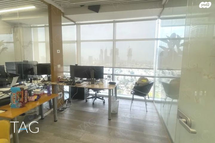 משרדים, דרך מנחם בגין 7, בורסה, רמת גן