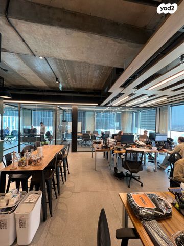 משרדים, יצחק שדה, מונטיפיורי, הרכבת, תל אביב יפו