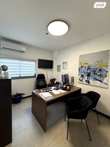 משרדים, חרושת, אזור תעשיה קרית ביאליק, אזור תעשיה צור שלום, קרית ביאליק