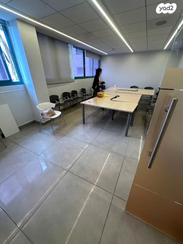 משרדים, החילזון, בורסה, רמת גן