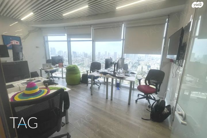 משרדים, דרך מנחם בגין 7, בורסה, רמת גן