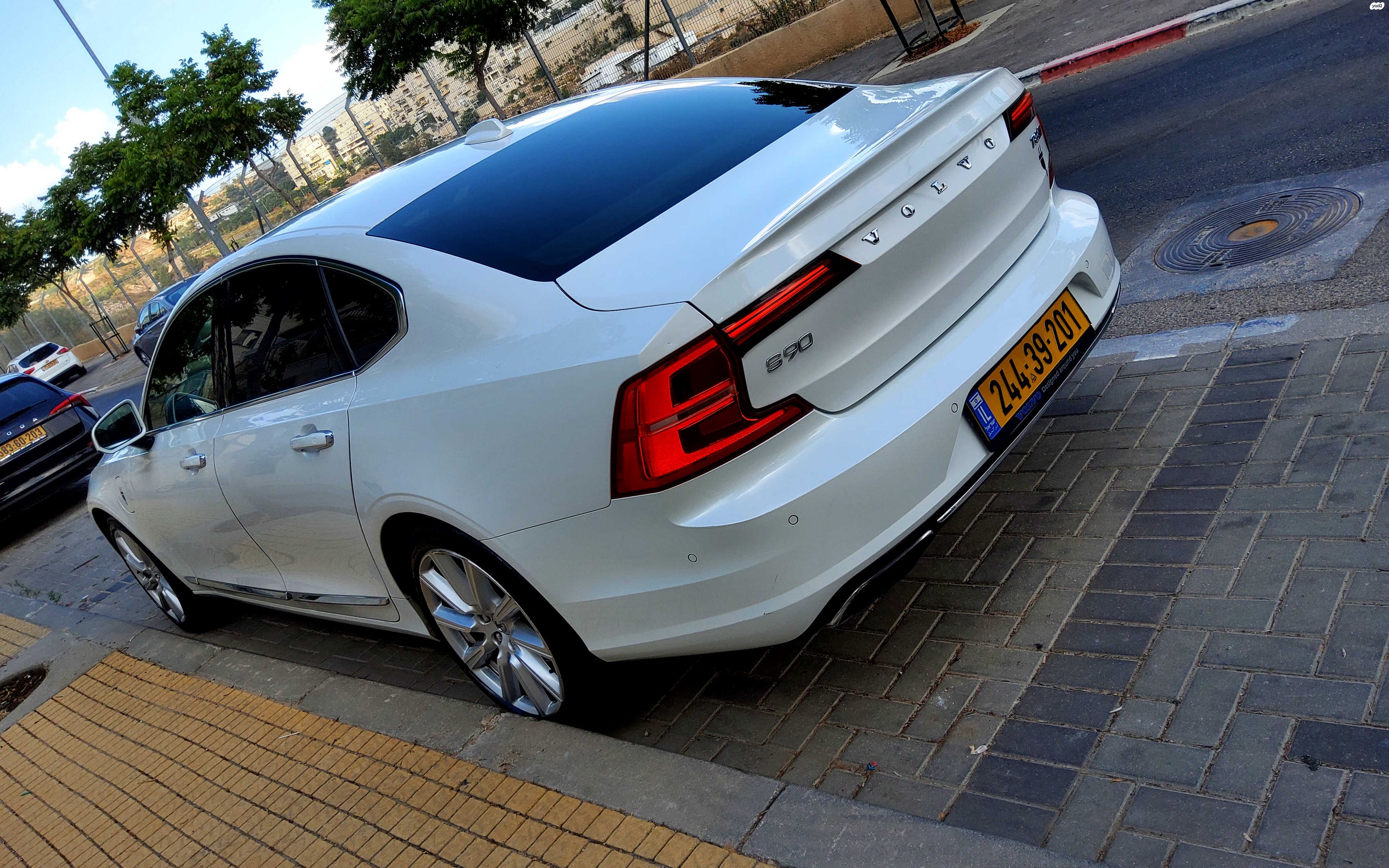 מודעת רכב וולוו S90