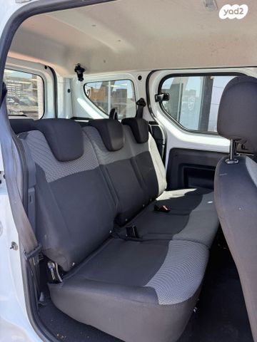 דאצ'יה דוקר