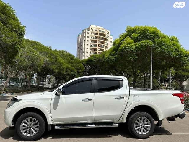 מיצובישי טרייטון / L200