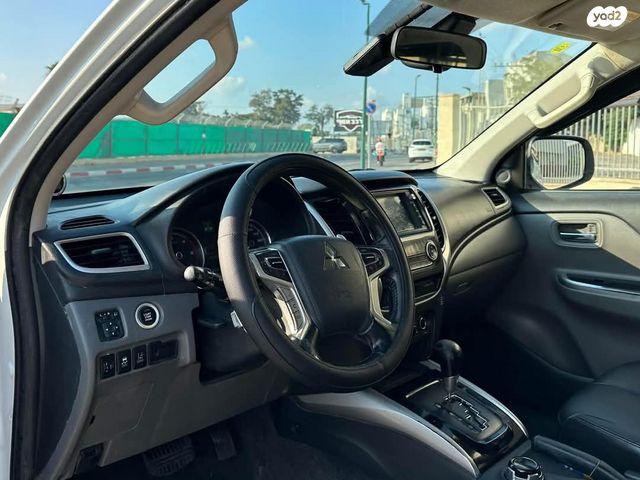 מיצובישי טרייטון / L200