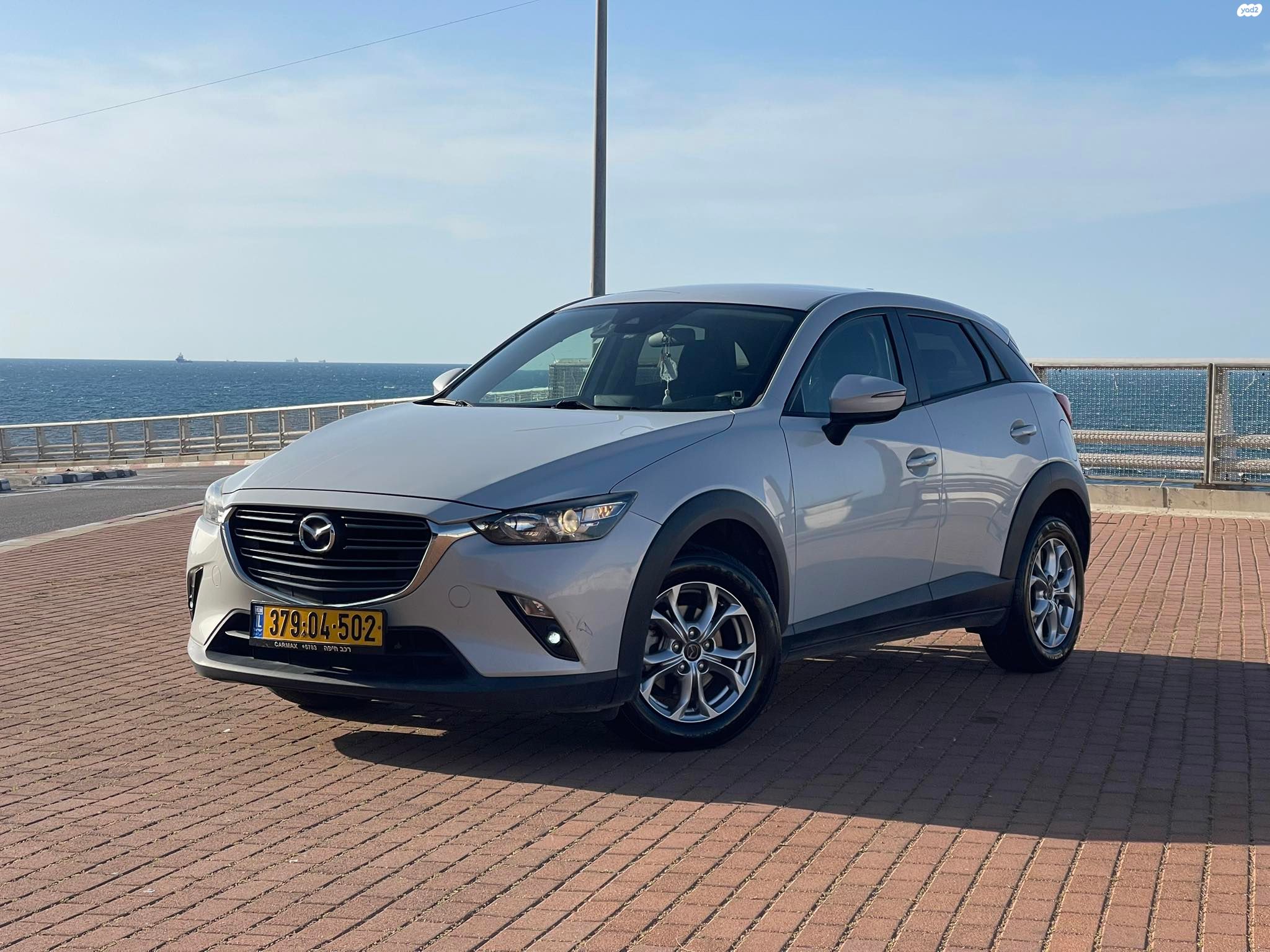 מודעת רכב מאזדה CX-3
