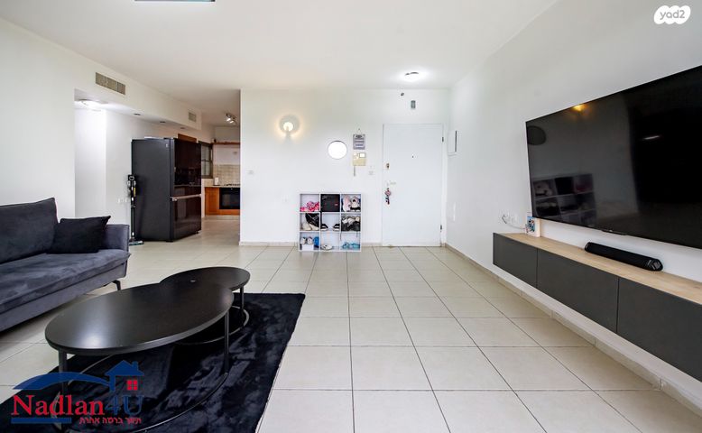 דירה, יבנה, קרית יערים, רמת השרון