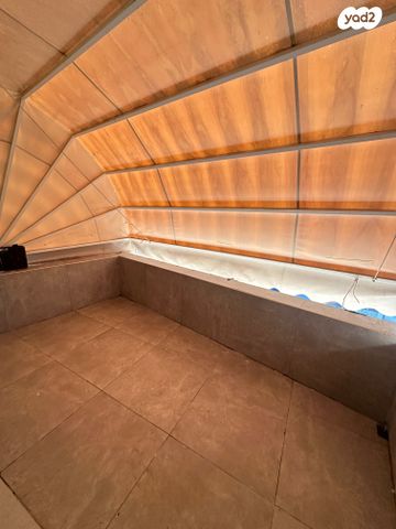 גג/ פנטהאוז, הרב אלנקווה, כפיר, נווה כפיר, תל אביב יפו