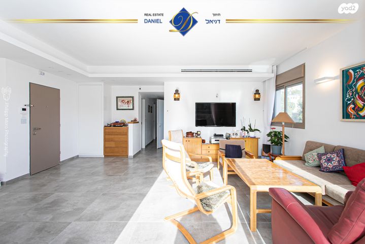 דירת גן, אחוזה, חיפה