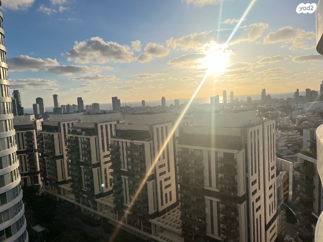 דירה, גרציאני יצחק 6, גני שרונה, קרית הממשלה, תל אביב יפו