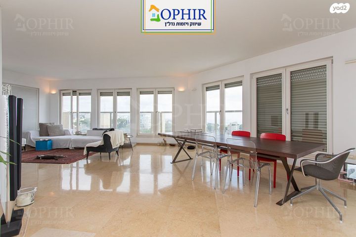 גג/ פנטהאוז, וולפסון, מרכז הכרמל, חיפה