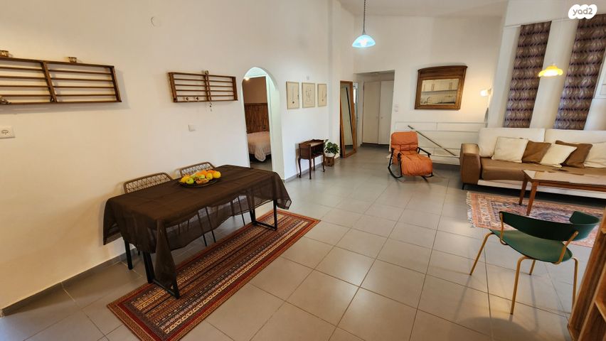 דירת גן, קיסריה