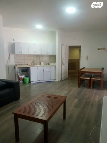 גג/ פנטהאוז, הנמל, מרינה, פארק לאומי וחופים, אשקלון