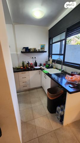 דירת גן, קיסריה