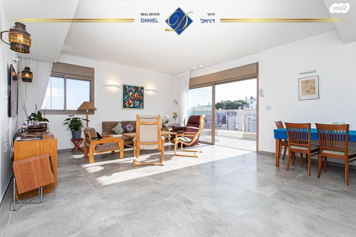 דירת גן, אחוזה, חיפה