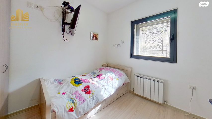 דירה, הרב אברהם מרדכי ווינגרטן, חומת שמואל, הר חומה, ירושלים