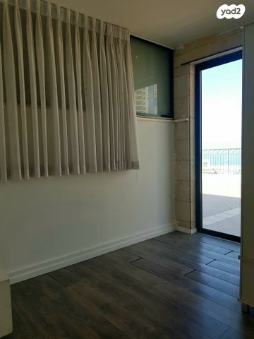 גג/ פנטהאוז, הנמל, מרינה, פארק לאומי וחופים, אשקלון