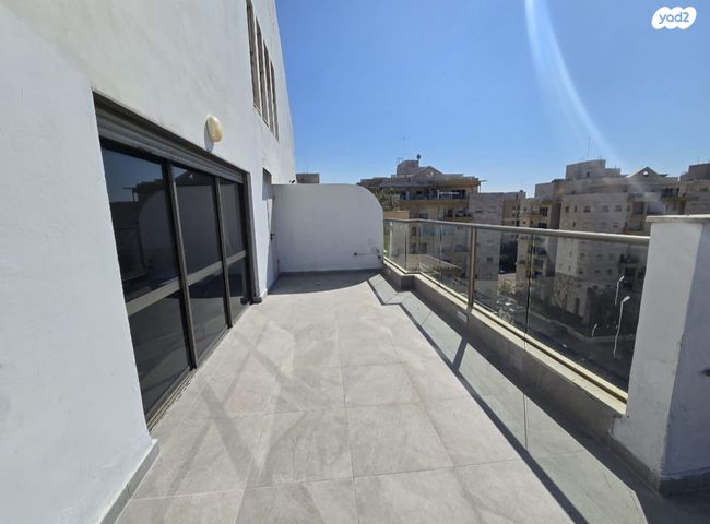 גג/ פנטהאוז, כסלו, קרית השרון, נתניה