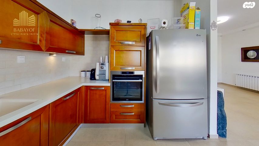 דירה, הרב אברהם מרדכי ווינגרטן, חומת שמואל, הר חומה, ירושלים