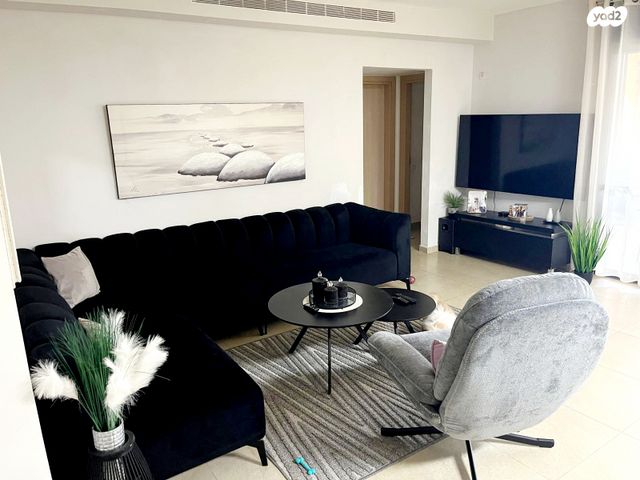 דירה, שושנה דמארי, קרית האמנים, מצליח, רמלה