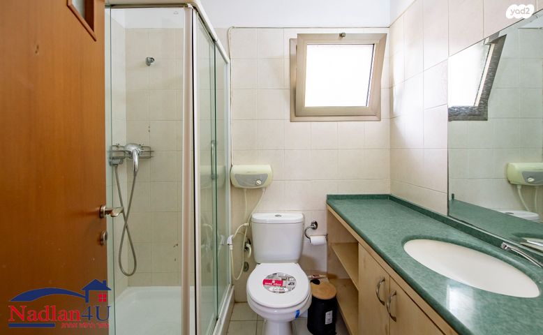 דירה, יבנה, קרית יערים, רמת השרון