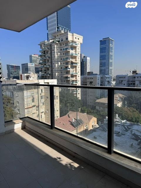 דירה, קריניצי, שכונת בן גוריון, מרכז העיר ג', רמת גן