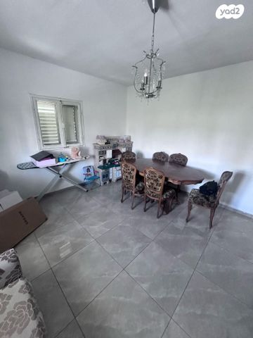 דירה, קיבוץ גלויות 35, עמידר, בת ים