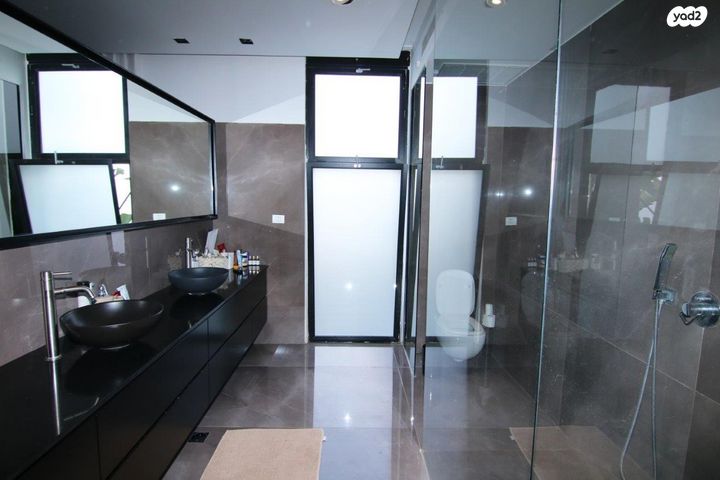 בית פרטי/ קוטג', סביון, סביון