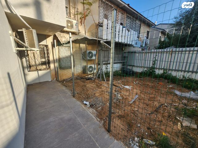 דירת גן, אבן גבירול, רובע ב', אשדוד