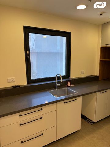 משרדים, רמת גן