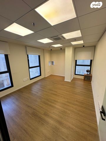 משרדים, רמת גן