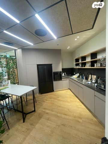 משרדים, רמת גן