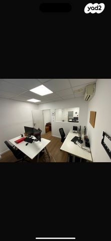 משרדים, הרצליה