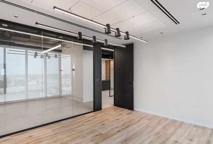 משרדים, לוחמי האש 1, צומת סביון, קרית אונו