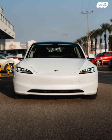 טסלה מודל 3