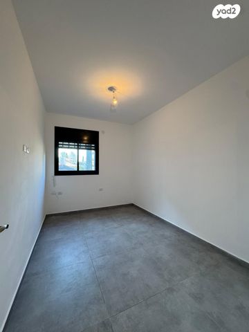 דירה, השר משה 24, נגבה, רמת גן