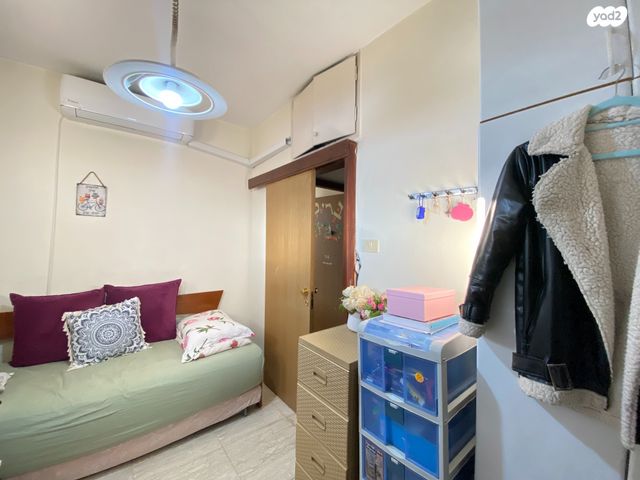 דירה, יהודה בורלא, ניות, ירושלים